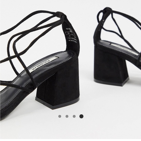 Pull and Bear Black Heeled Sandals - Picture 4 of 4